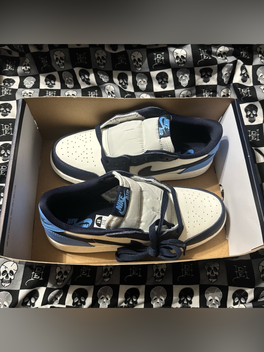 Nike Youth Air Jordan One Retro Low OG Obsidian Sneaker Shoes